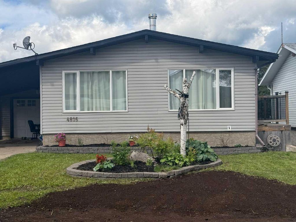 Photo of 4816 51 Street, Valleyview, AB T0H 3N0 (MLS # A2328449)