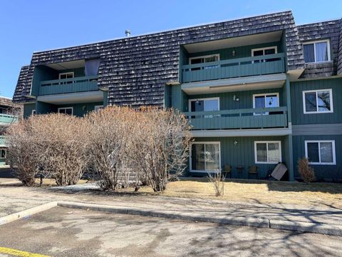 315 Southampton Drive SW 5111 Calgary AB T2W 2T6