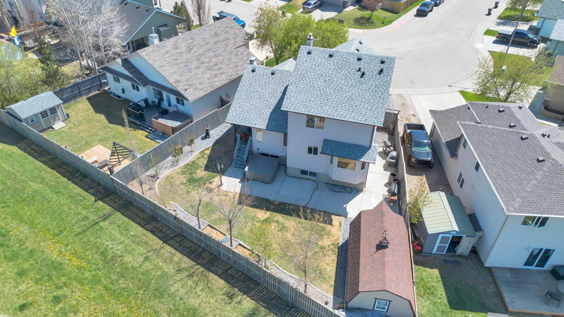 480 Highland Close
