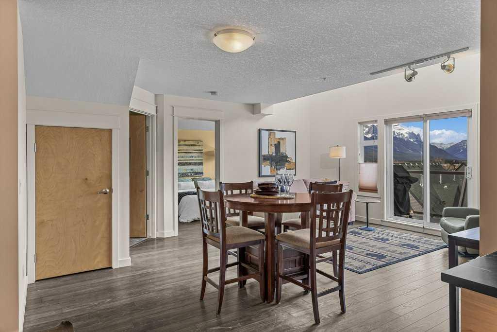 160 Kananaskis Way 406
