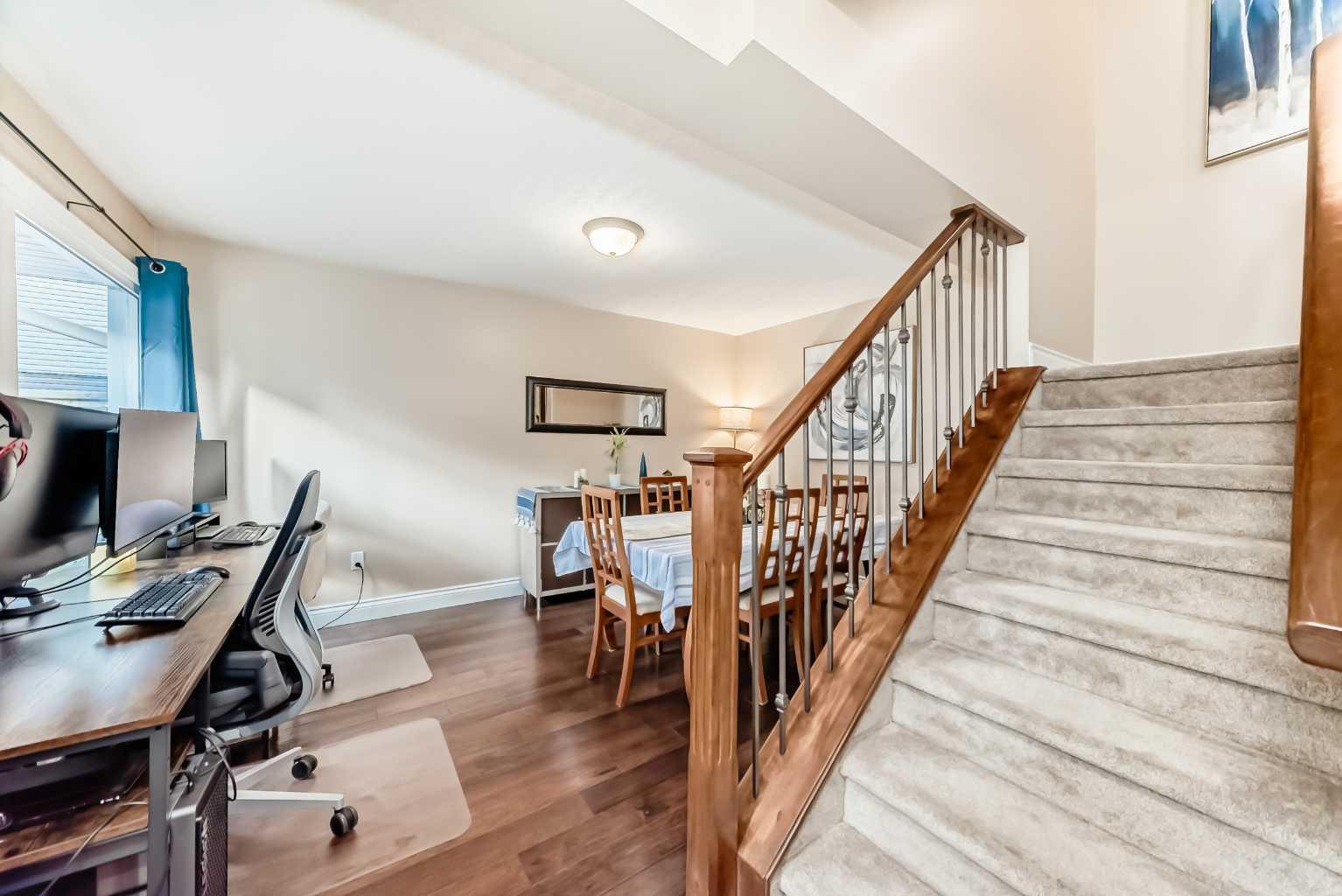 79 Glamis Green SW 169