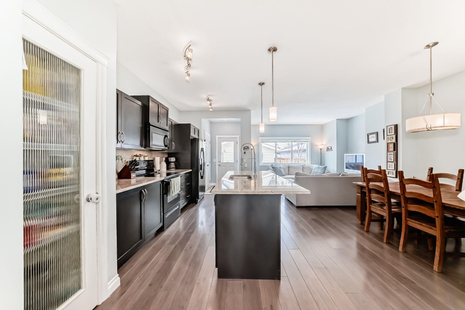 10 Reunion Grove NW