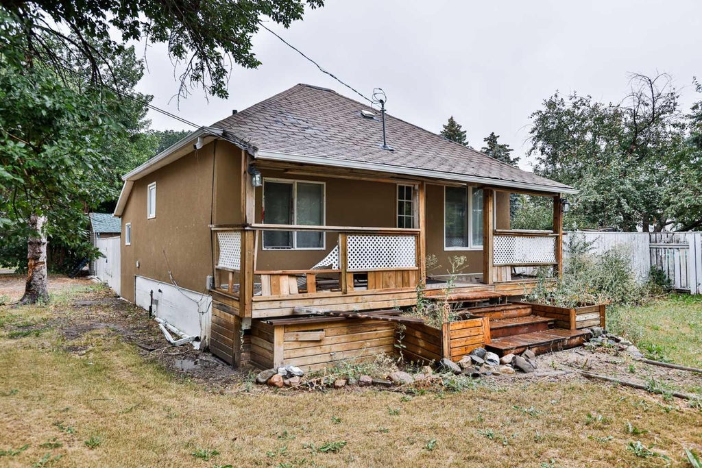 Photo of 105 Broadway S, Raymond, AB T0K 2S0 (MLS # A2337470)