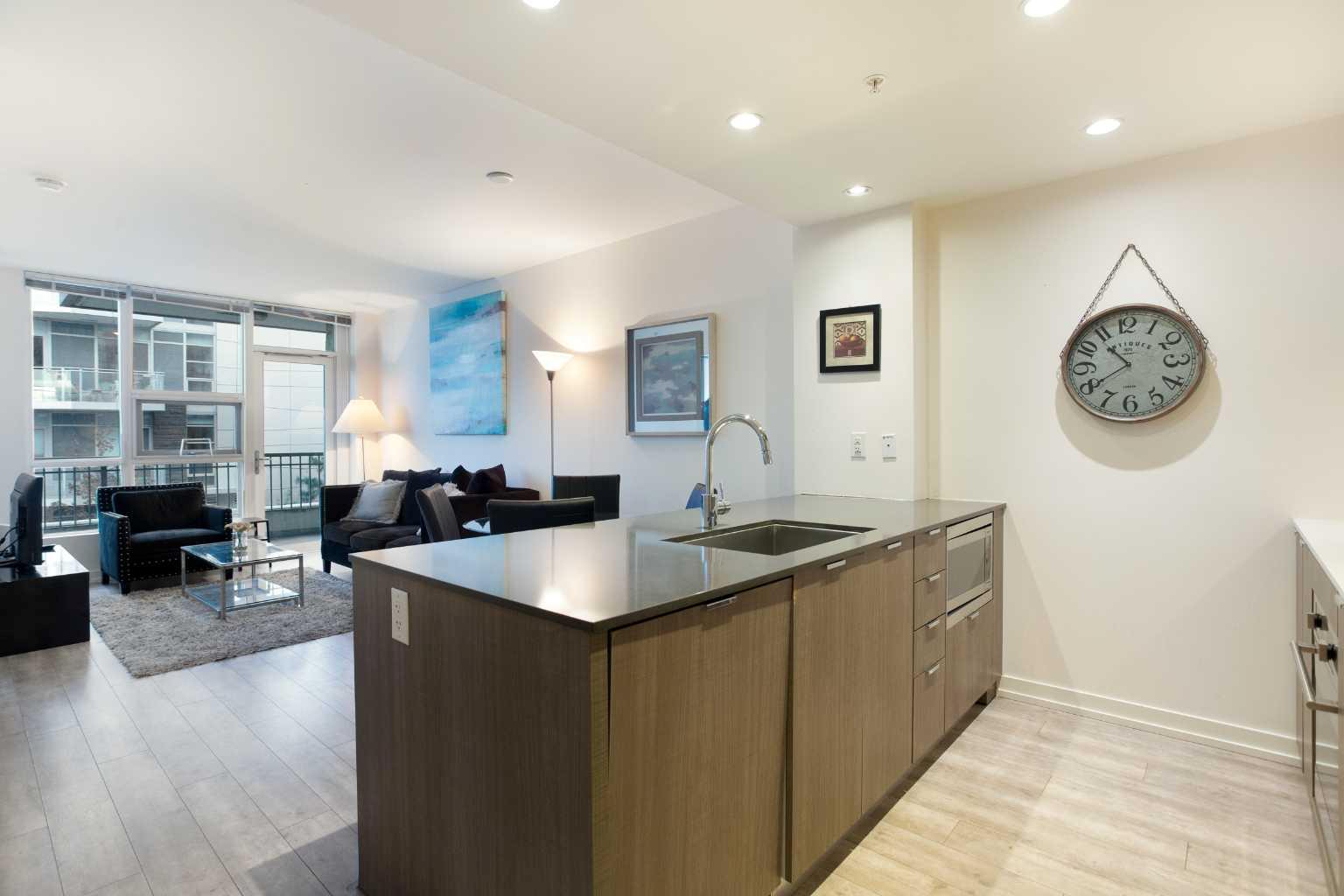 51 Waterfront Mews SW 205