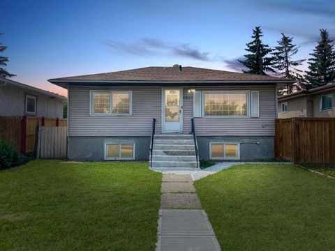 1827 43 Street SE Calgary AB T2B 1H1