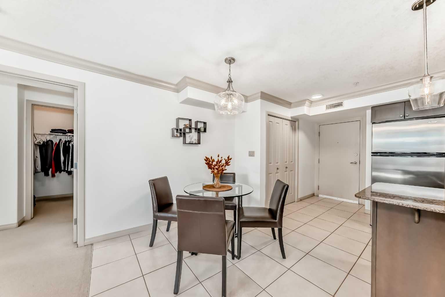 736 57 Avenue SW 307