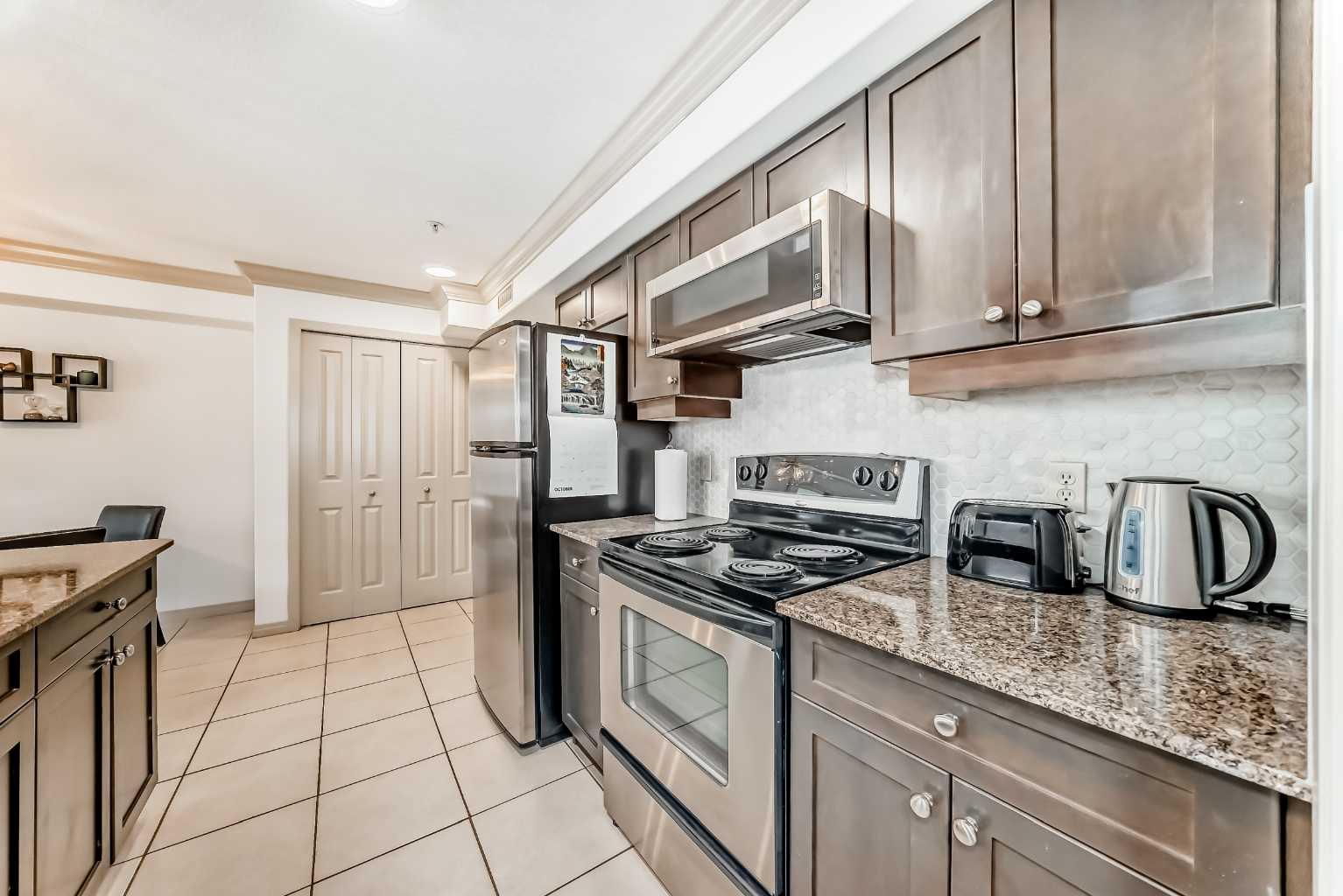 736 57 Avenue SW 307