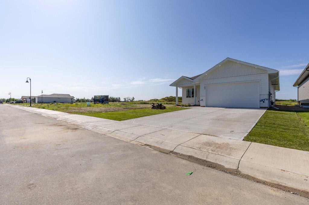 Photo of 62 E 300 S, Raymond, AB T0K 2S0 (MLS # A2266638)