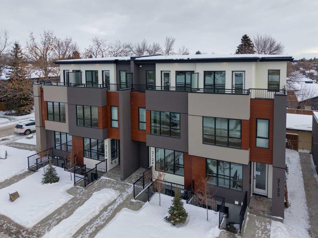 Photo of 2126 7 Street NW, Calgary, AB T2M 1K3 (MLS # A2305613)