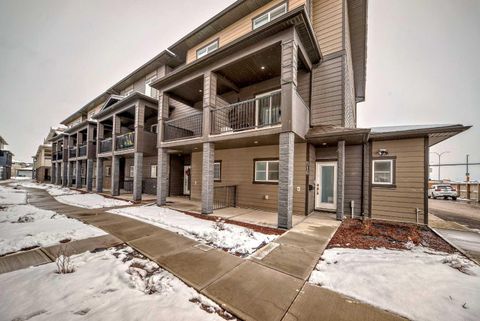 Photo of 95 Skyview Close NE #516, Calgary, AB T3N 1X2 (MLS # A2301118)
