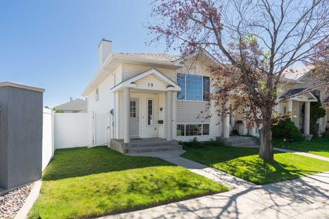 Photo of 19 Chilcotin Lane W, Lethbridge, AB T1K 7G8 (MLS # A2326634)