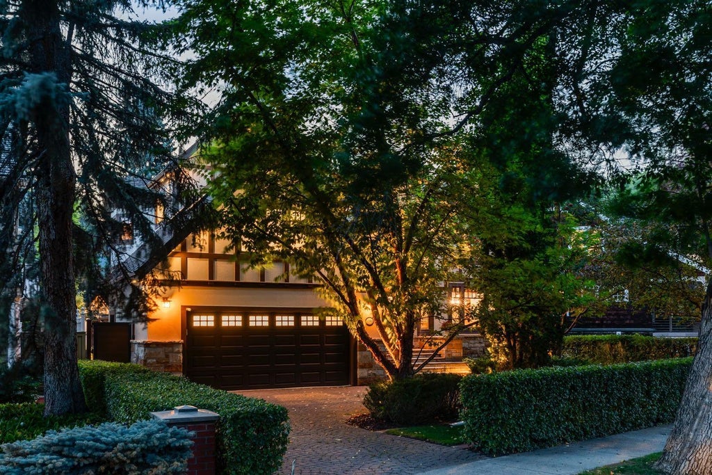 Photo of 2703 Carleton Street SW, Calgary, AB T2T 3L1 (MLS # A2340856)