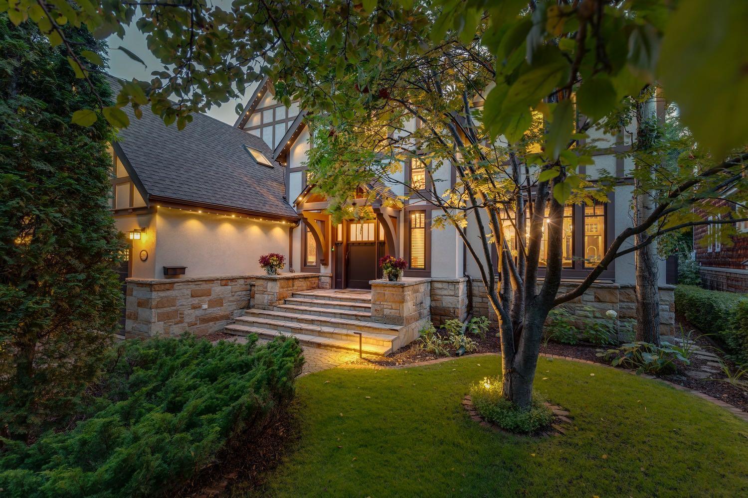 2703 Carleton Street SW