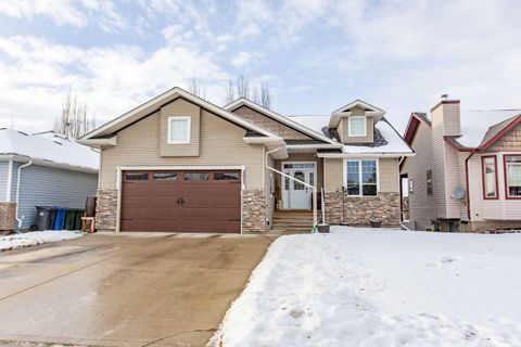 4831 56 Avenue Innisfail AB T4G 1Y7