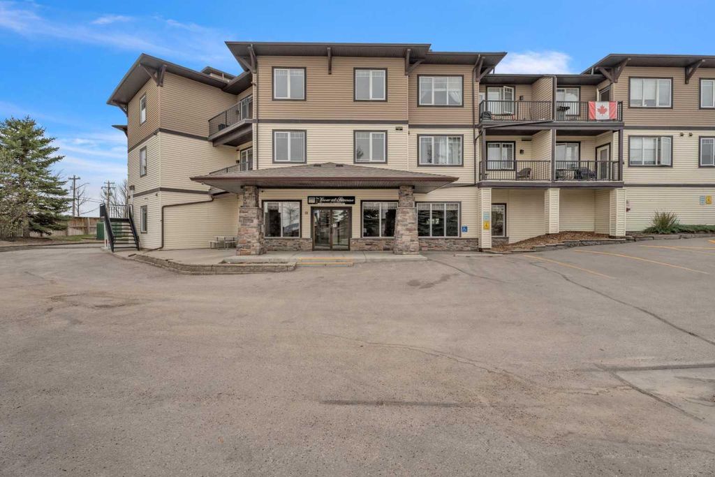 Photo of 43 Sunrise Loop SE #215, High River, AB T1V 0A8 (MLS # A2309794)