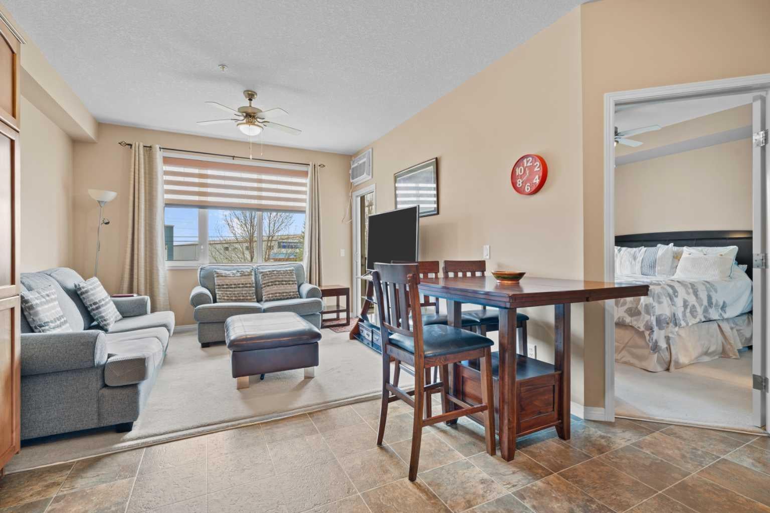 43 Sunrise Loop SE 215