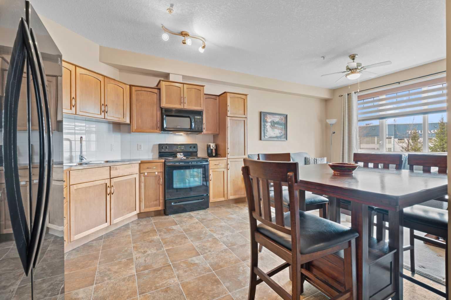 43 Sunrise Loop SE 215