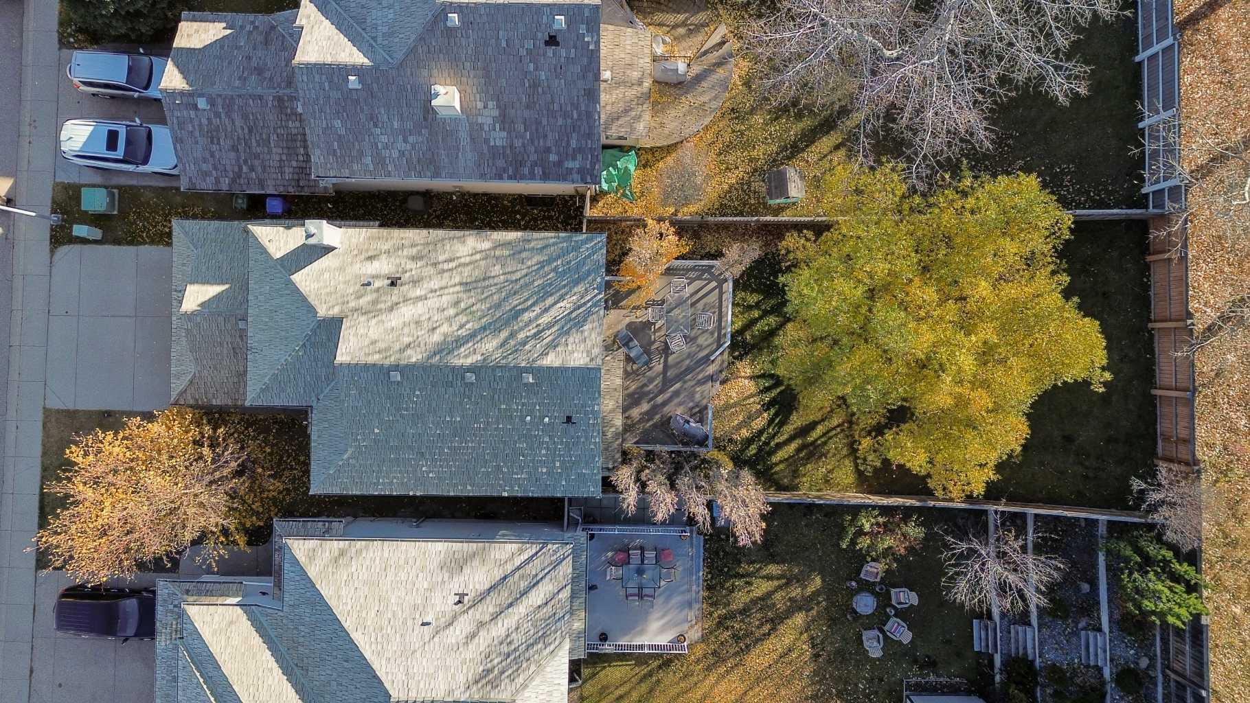 114 Valley Ponds Crescent NW