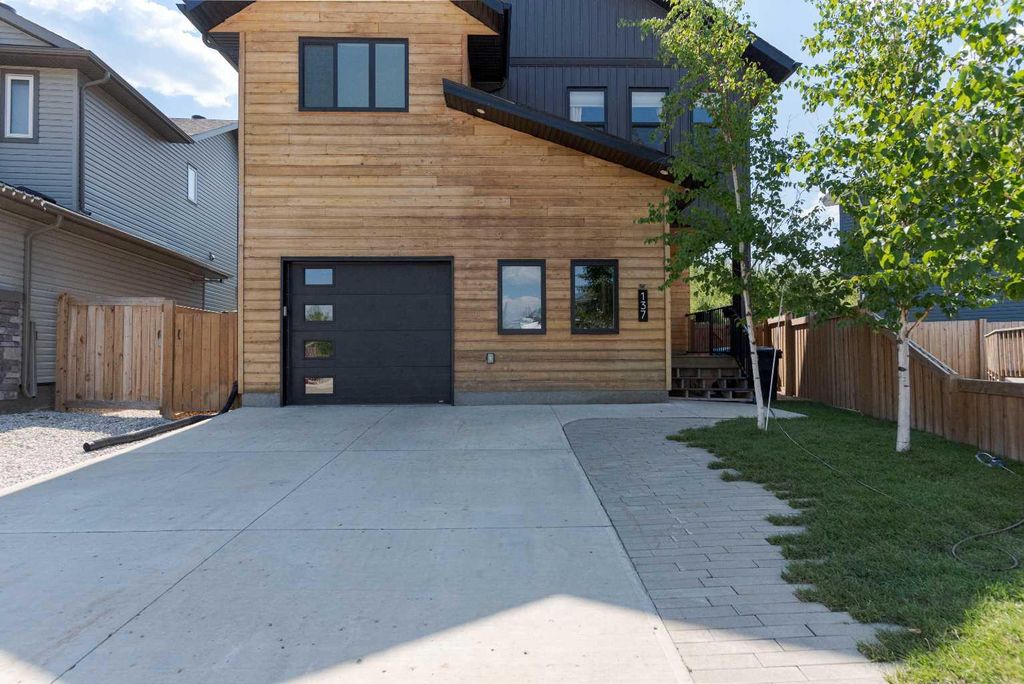 Photo of 137 Pearson Drive, Fort McMurray, AB T9H 4S4 (MLS # A2266898)
