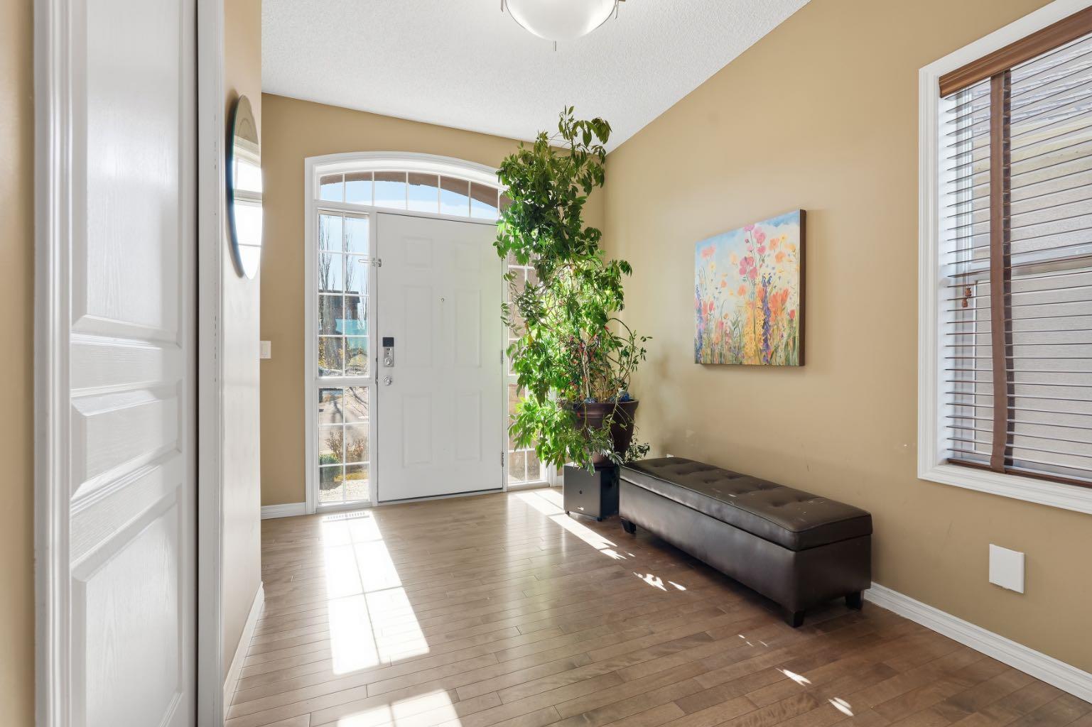 166 Cranridge Terrace SE