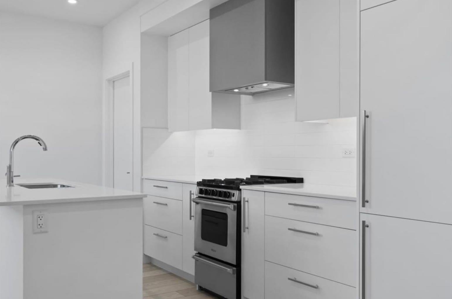 8370 Broadcast Avenue SW 102