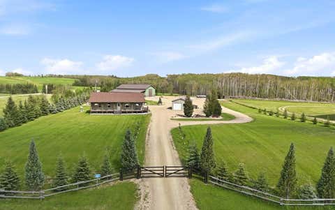 Photo of 422045 Range Road 10, Rural Ponoka County, AB T0C 2J0 (MLS # A2329152)