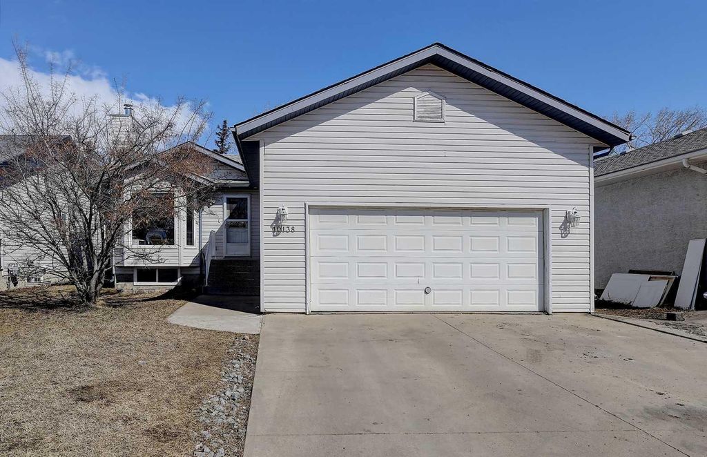 Photo of 10138 115 Avenue, Grande Prairie, AB T8V 7E6 (MLS # A2303152)