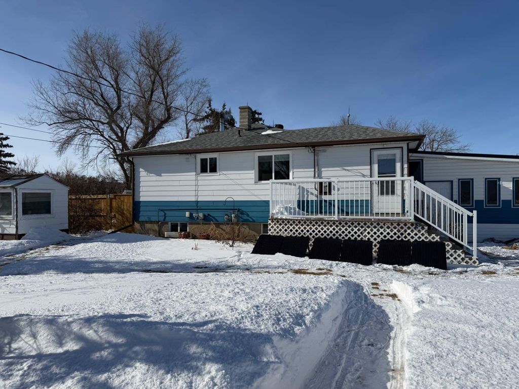 Photo of 125 2 Avenue E, Delia, AB T0J 0W0 (MLS # A2293568)