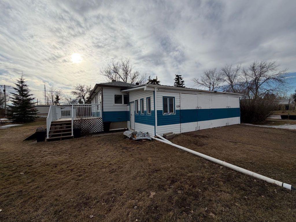 Photo of 125 2 Avenue E, Delia, AB T0J 0W0 (MLS # A2293568)
