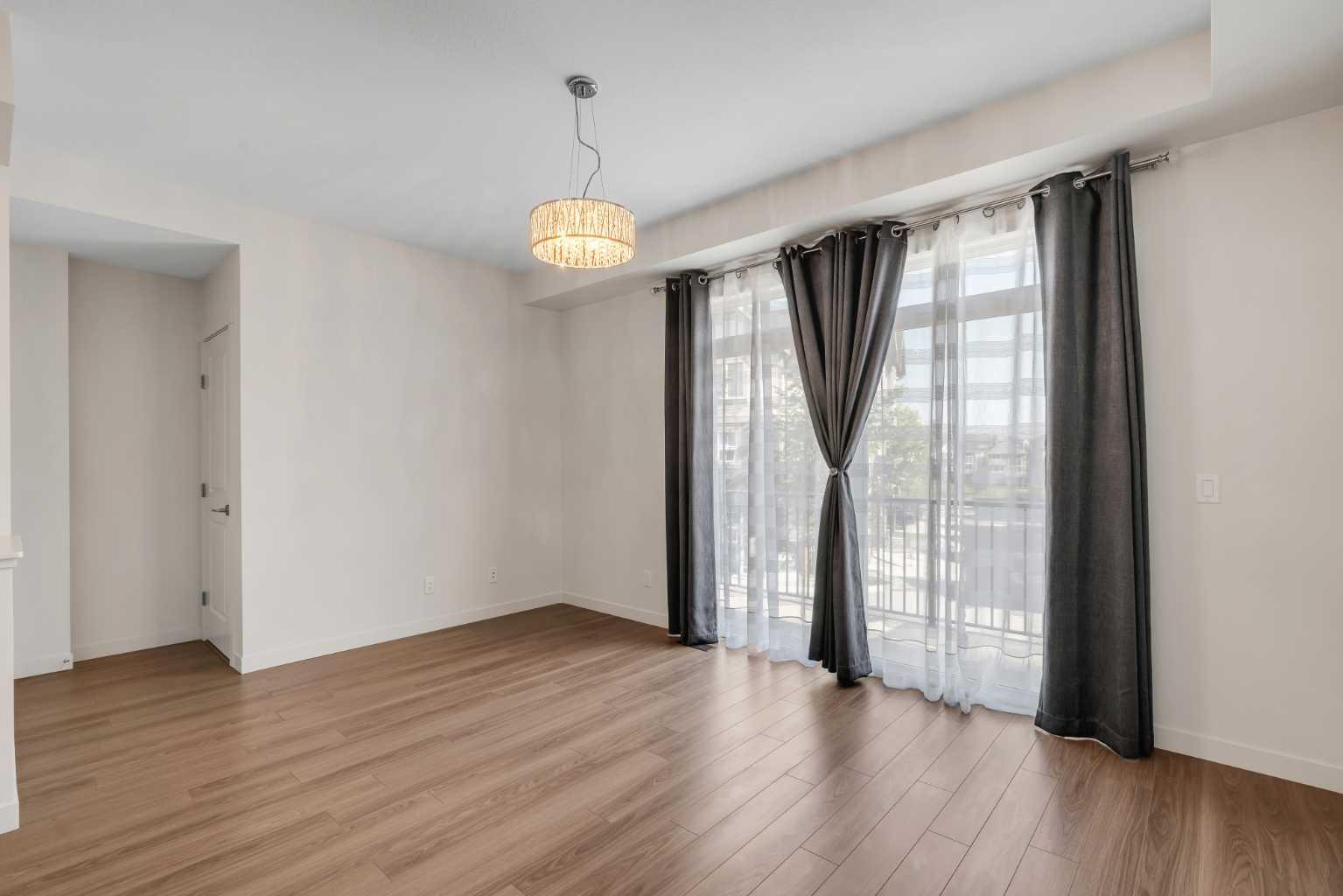 958 Sherwood Boulevard NW