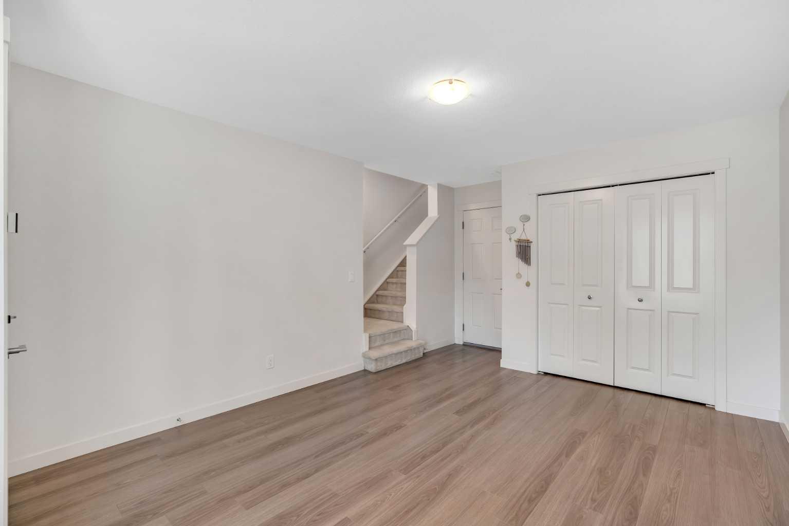 958 Sherwood Boulevard NW