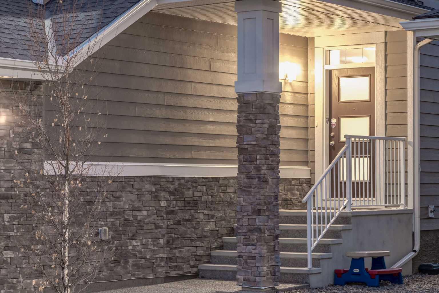 19 WEST GROVE Place SW