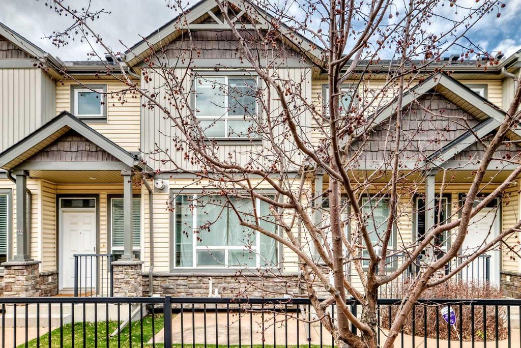 Photo of 78 Kincora Heath NW, Calgary, AB T3R 0G6 (MLS # A2307503)