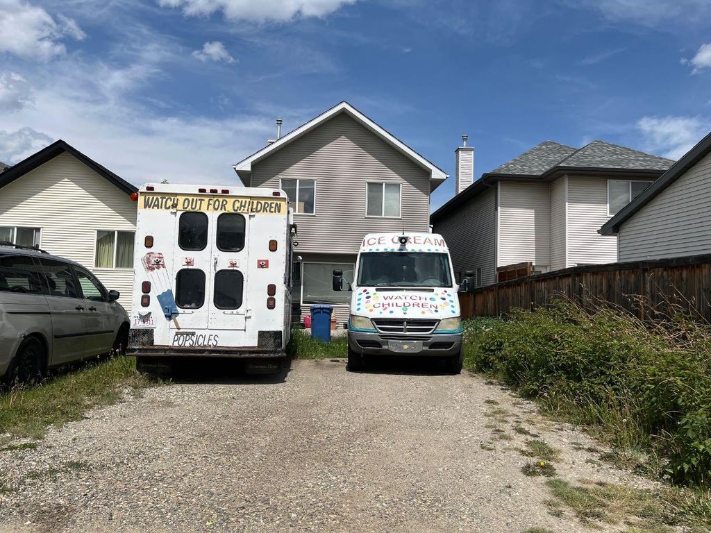 Photo of 87 Cranberry Place SE, Calgary, AB T3M 0G7 (MLS # A2228840)