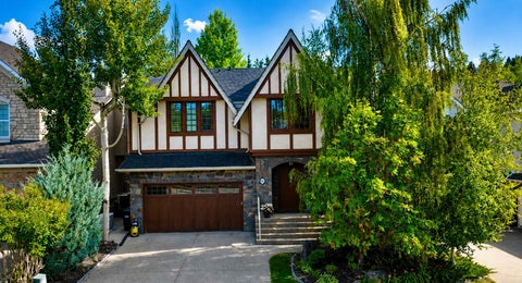 Photo of 83 Discovery Ridge Boulevard SW, Calgary, AB T2H 4Y2 (MLS # A2350983)