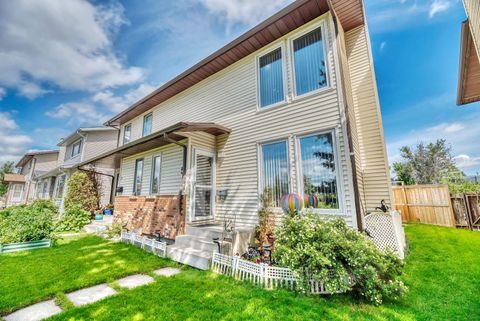 5 Falsby Place NE Calgary AB T3J 1B9