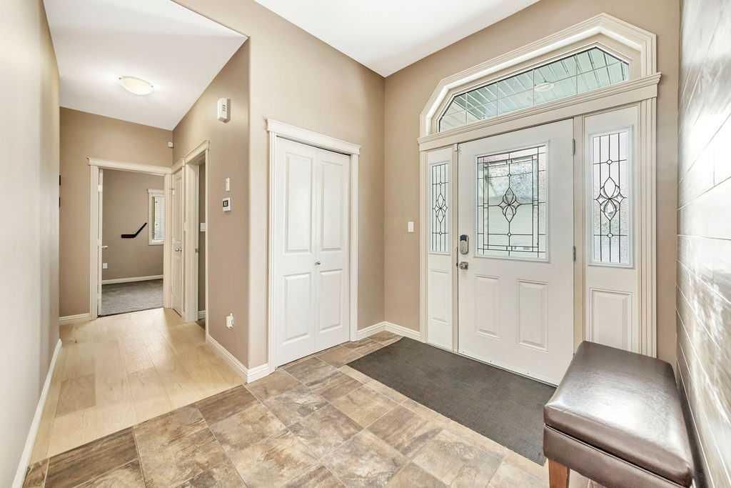 Photo of 5304 21 Street Close, Lloydminster, AB T9V 3G5 (MLS # A2287703)