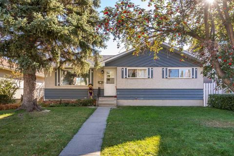 2023 53 Avenue SW Calgary AB T3E 1K6