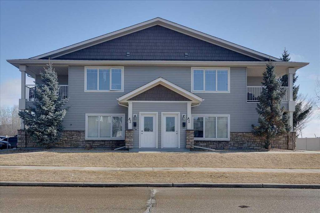 Photo of 99 Pioneer Way #A2, Blackfalds, AB T4M 0C8 (MLS # A2294831)