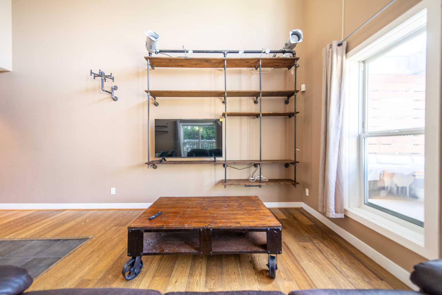 1505 27 Avenue SW 102