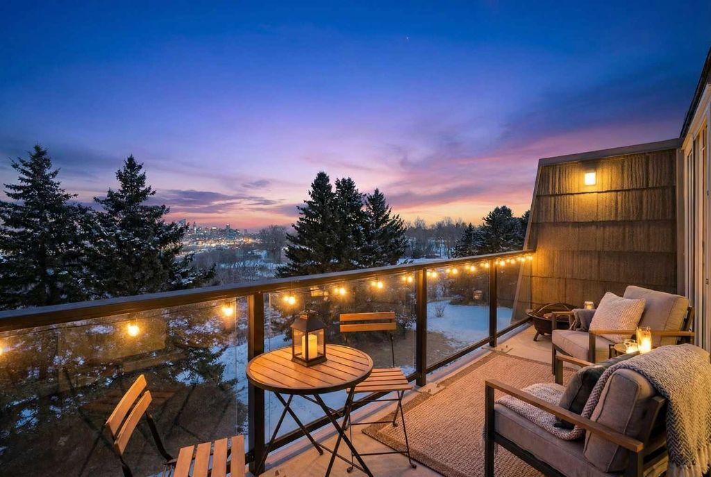 Photo of 512 Cedar Crescent SW #304, Calgary, AB T3C 2Y8 (MLS # A2292157)