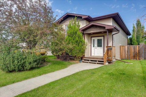 Photo of 44 Osler Crescent, Red Deer, AB T4P 4E8 (MLS # A2337304)