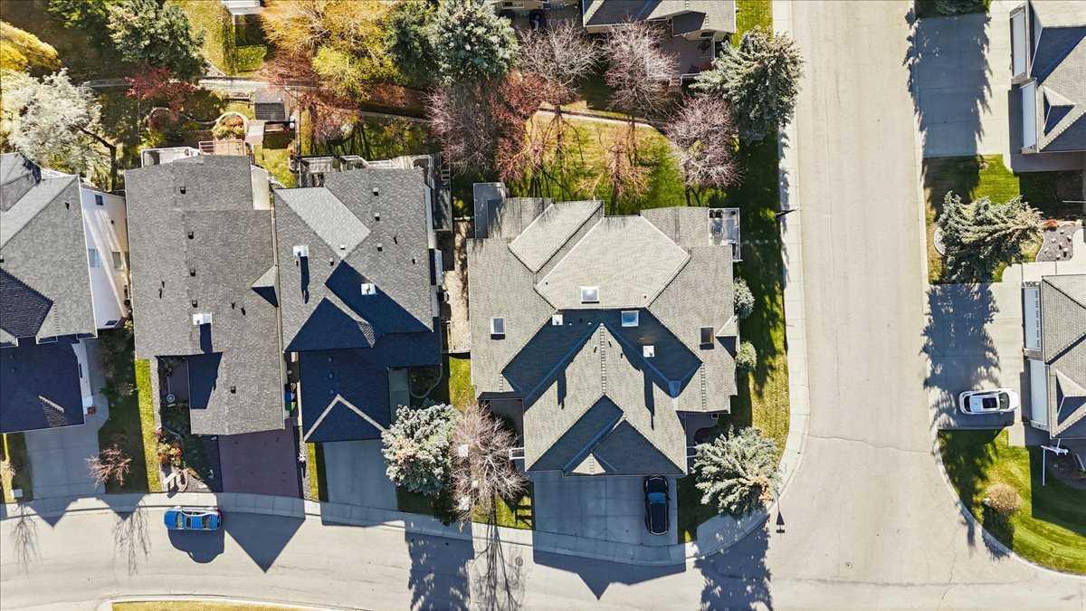 69 Scimitar Point NW