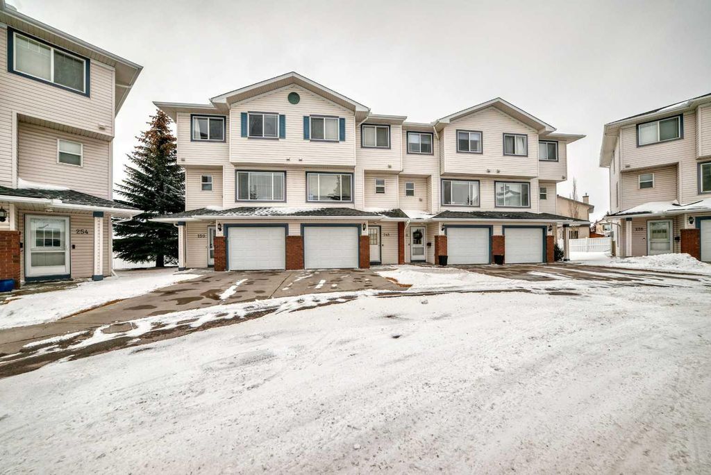 Photo of 246 Rocky Ridge Court NW, Calgary, AB T3G 4S8 (MLS # A2288404)