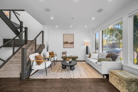 Photo of 2640 28 Street SW, Calgary, AB T3E 2J1 (MLS # A2257281)