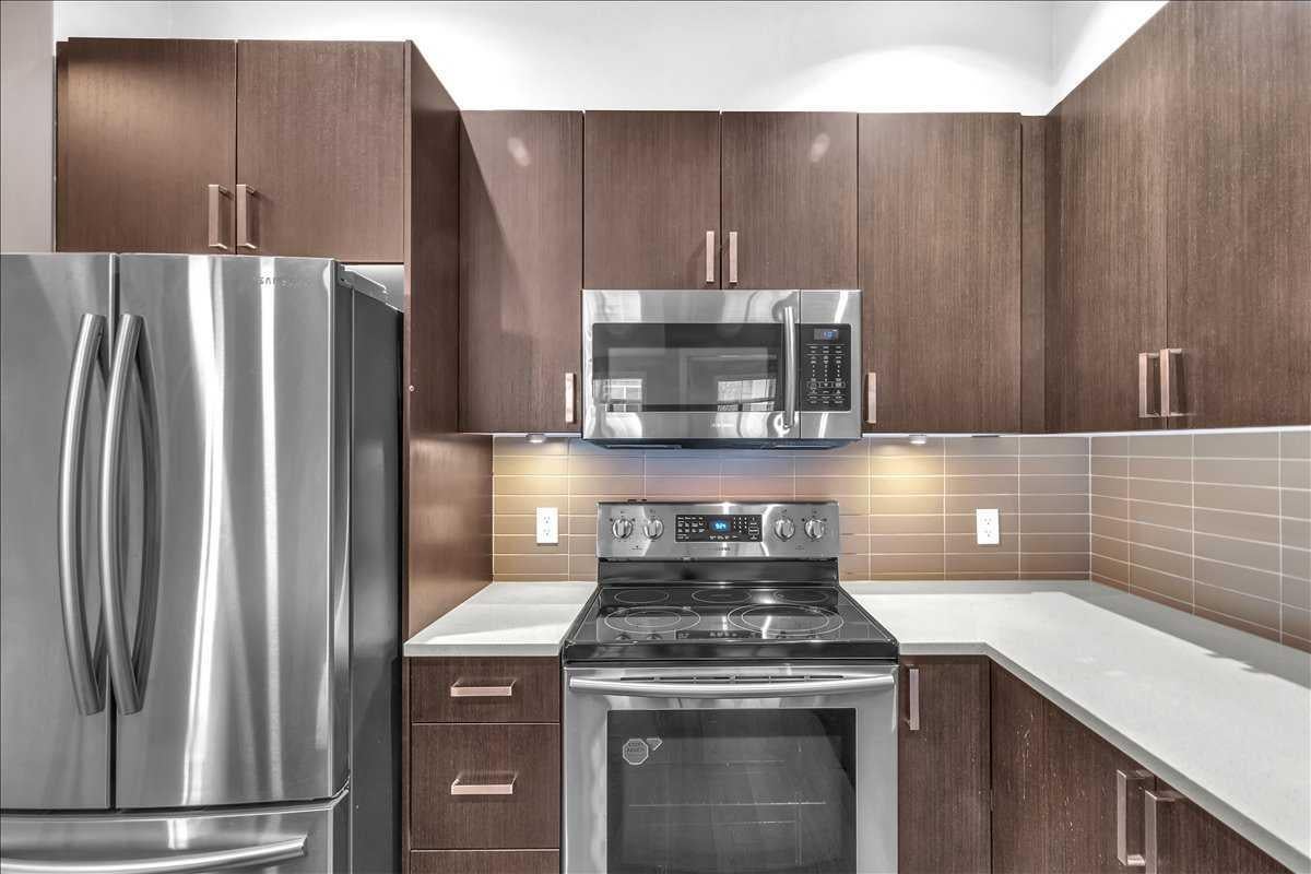 22 Auburn Bay Link SE 210