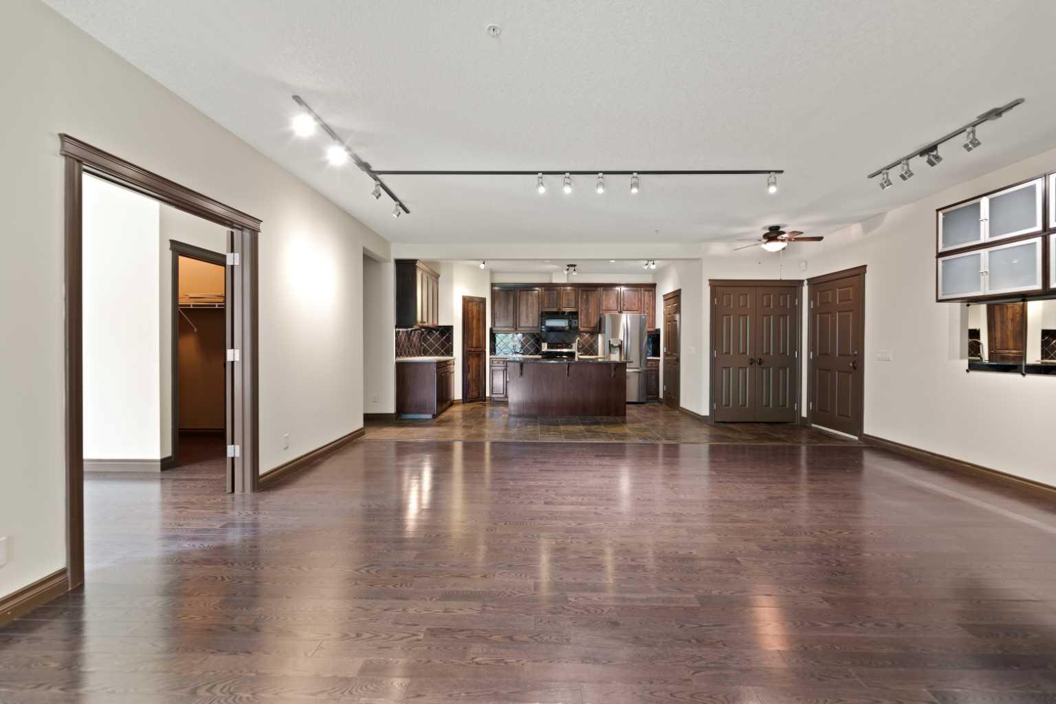 24 Hemlock Crescent SW 2108