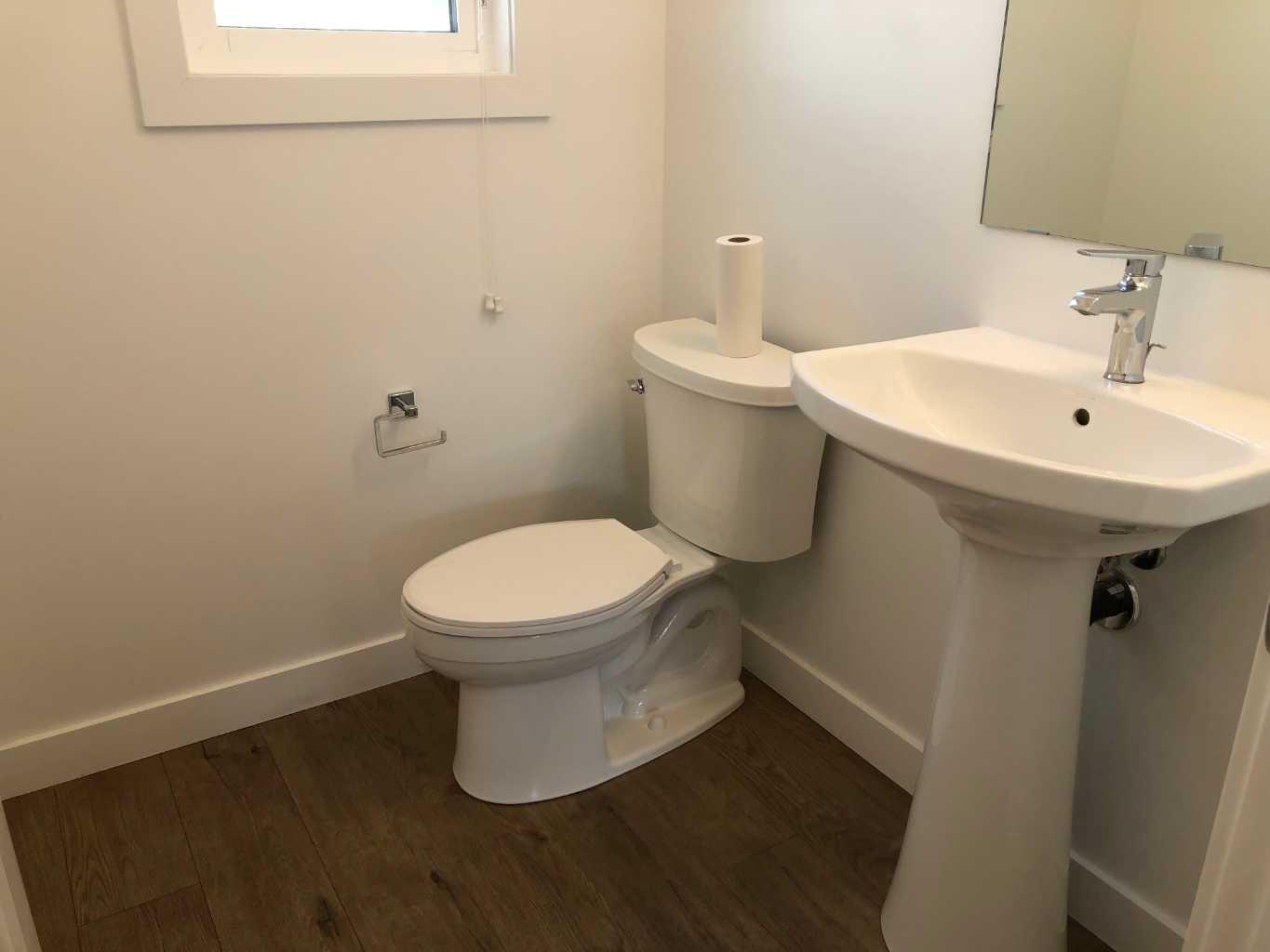 1225 Cornerstone Street NE