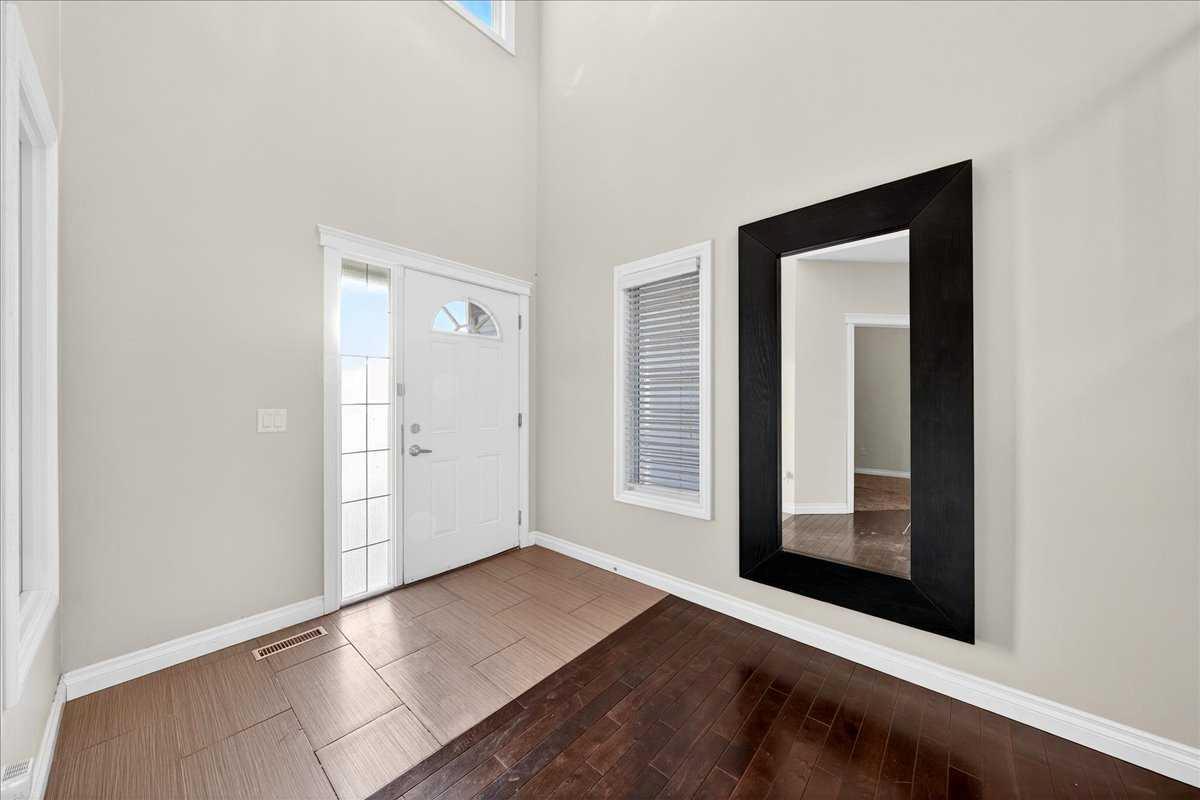 194 Sherwood Mount NW