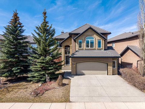 Photo of 7 Royal Ridge Terrace NW, Calgary, AB T3G 5Y9 (MLS # A2303068)